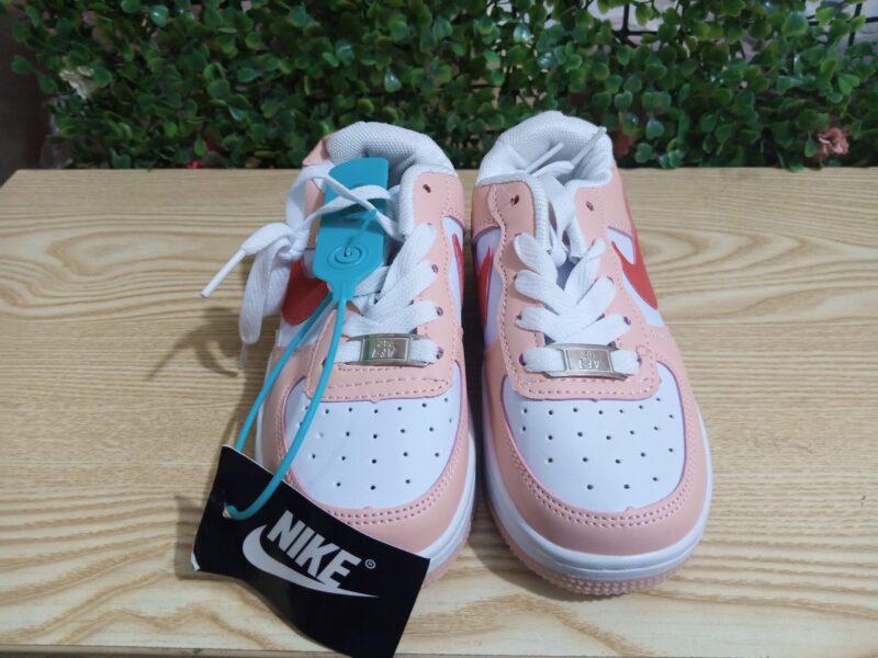 Unisex sneakers for children