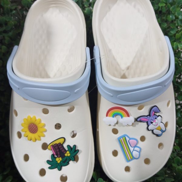 High Quality Crocs for Men and Women