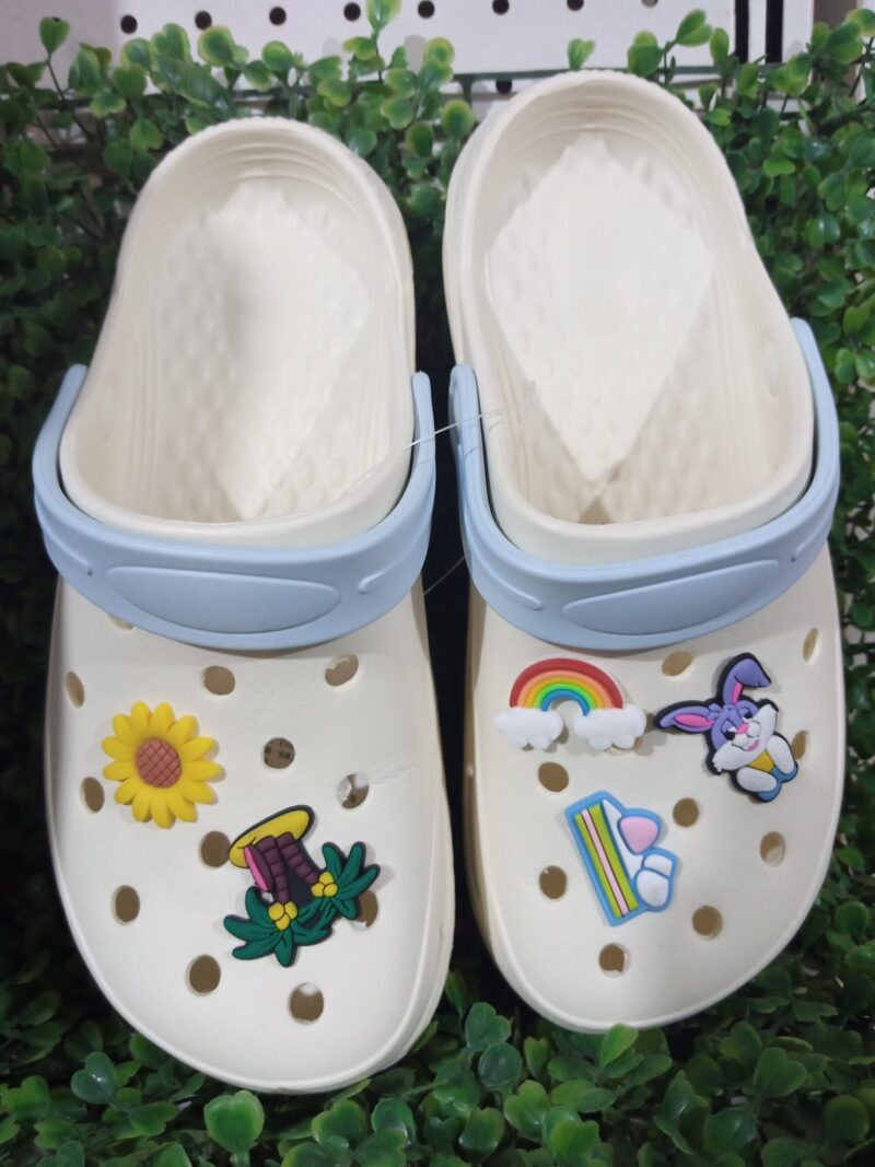 High Quality Crocs for Men and Women