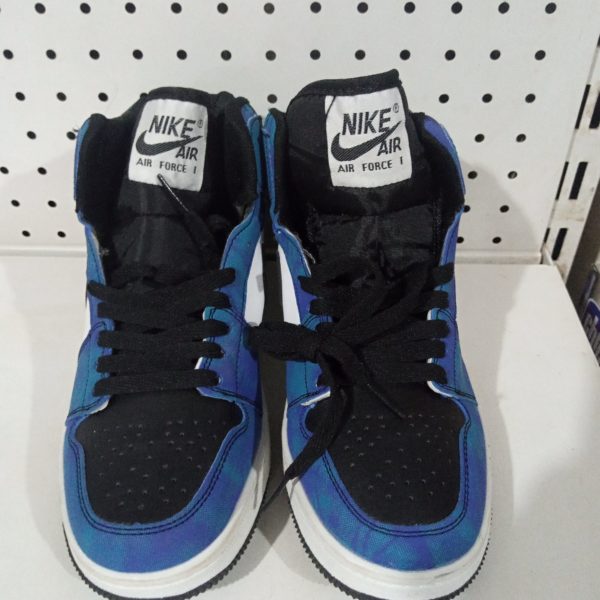 High Quality Nike Air Force 1 canvas... size 38