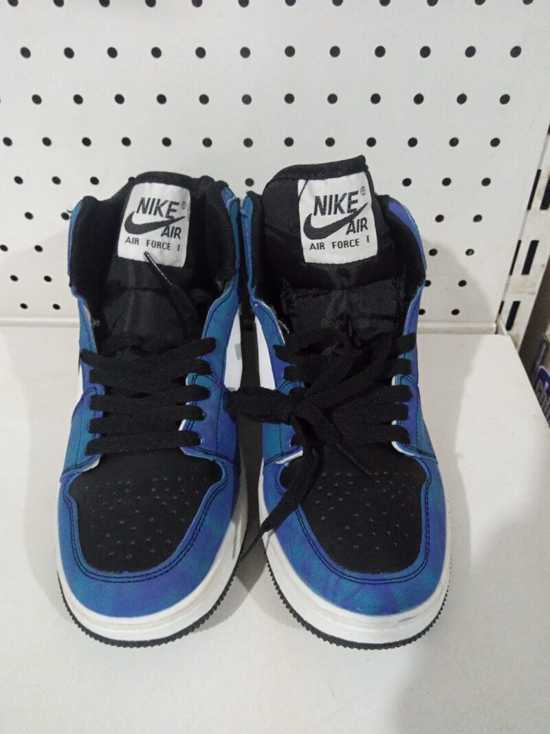 High Quality Nike Air Force 1 canvas... size 38