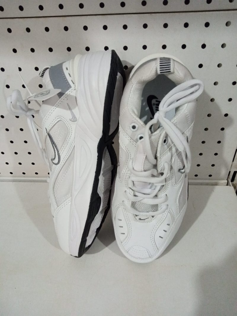 Nike Canvas for men and women - Image 2