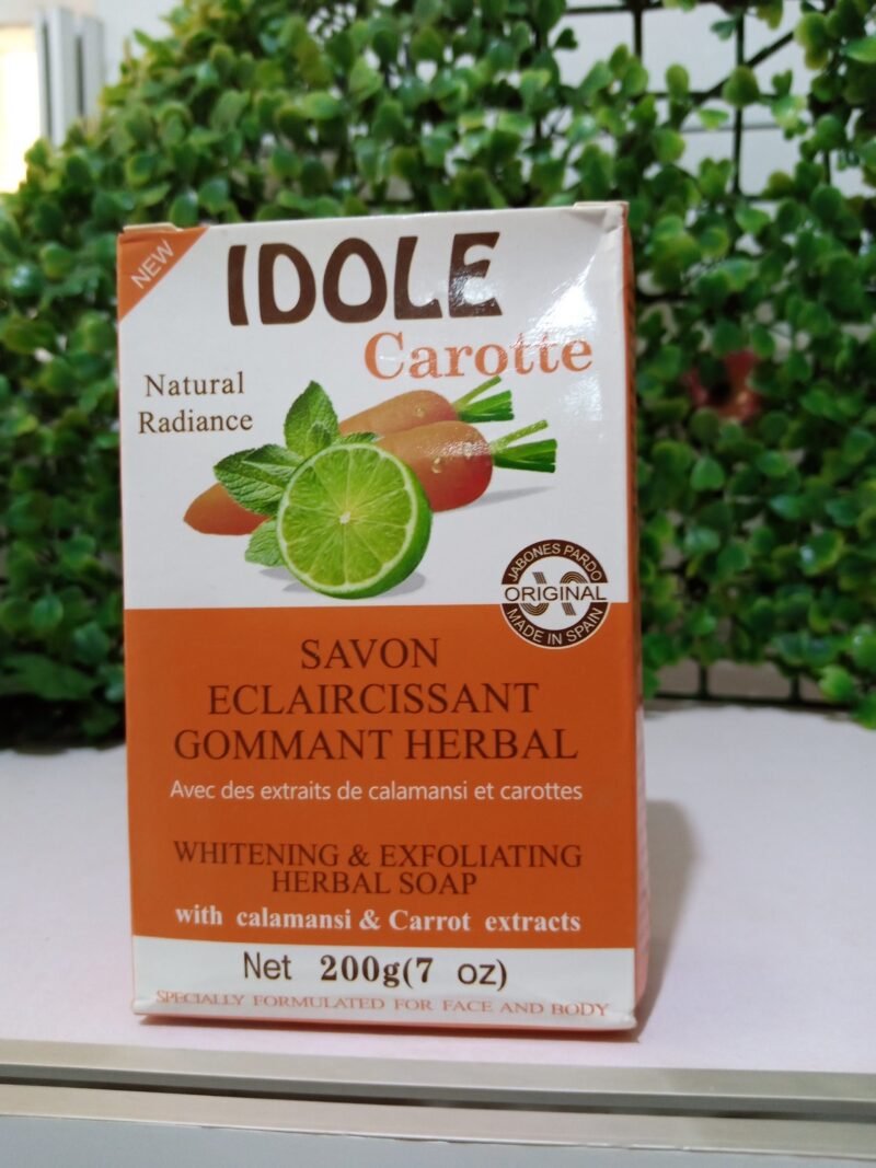 IDOLE Exfoliating and Lightening herbal soap