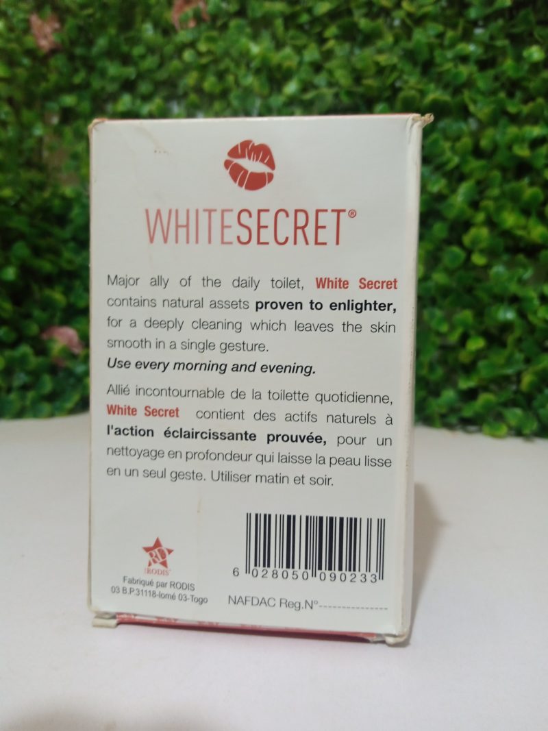 White Secret lightening body and face soap - Image 2
