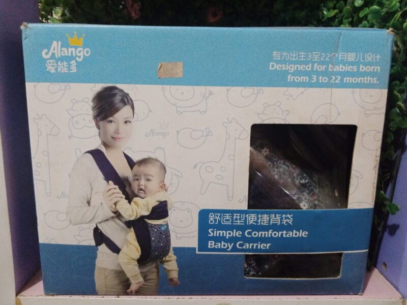 Comfortable baby carrier for new borns from 2 to 22months