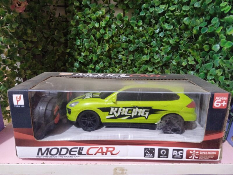 Super edition sports car with wireless remote control