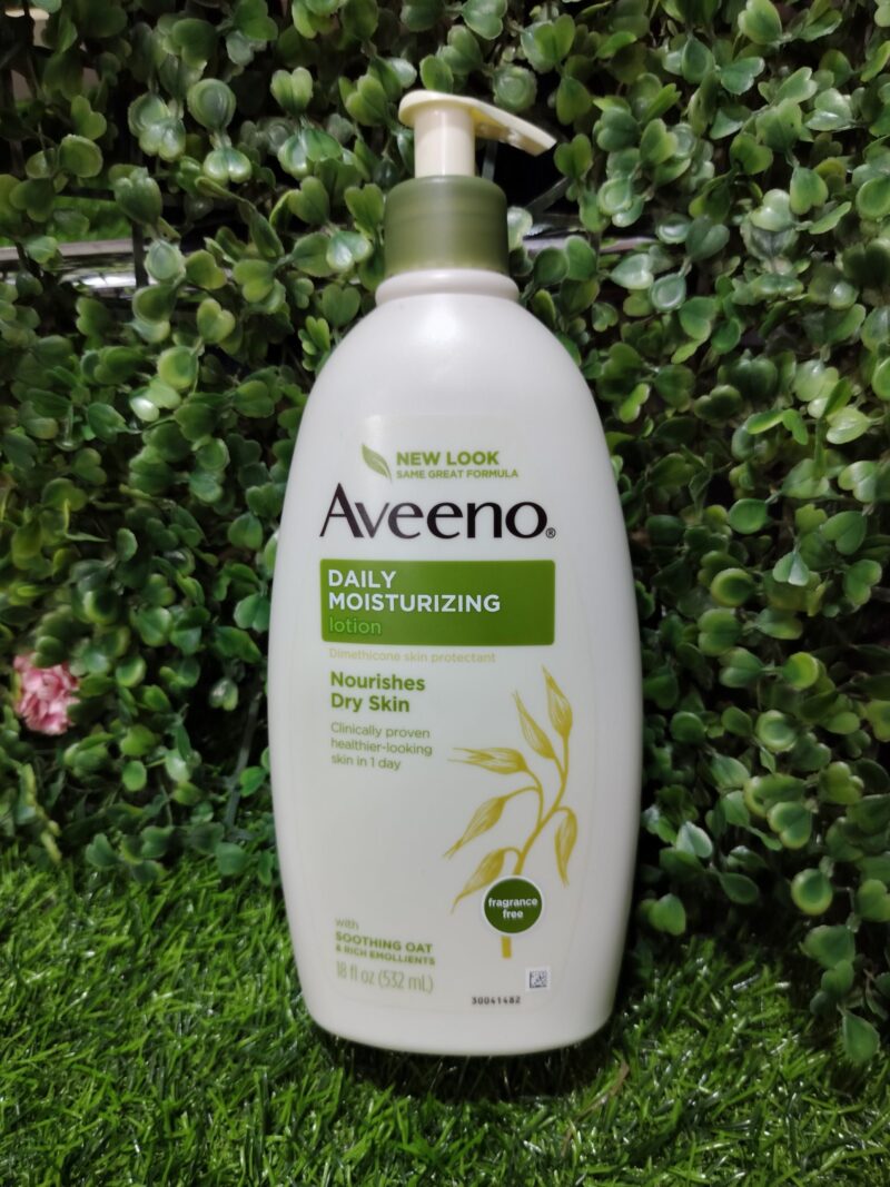 Aveeno Daily Moisturizing Lotion for dry skin. 532ml
