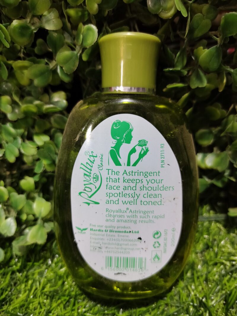 Royallux facial cleansing serum. 200ml
