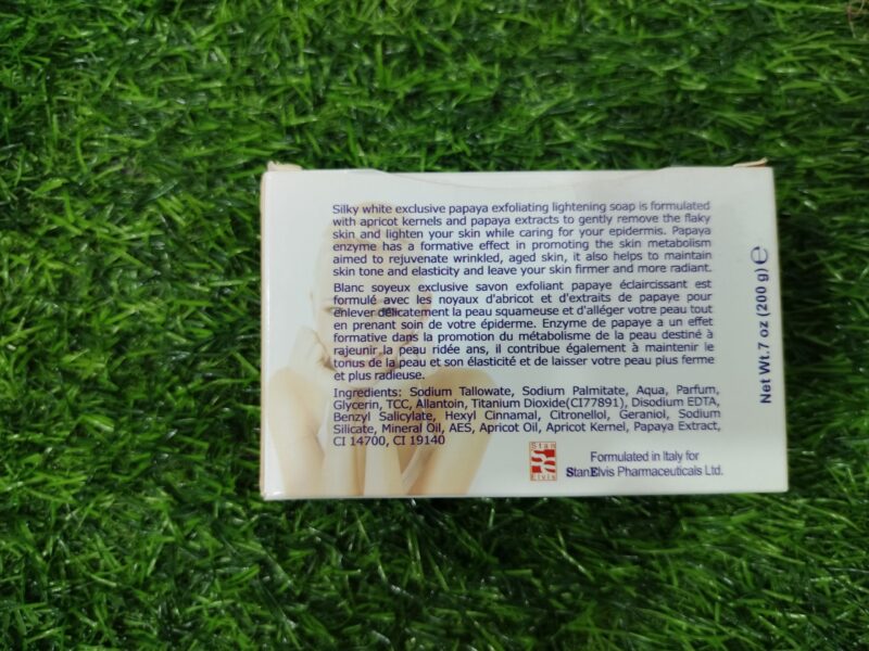 Silky White Exclusive Papaya Lightening soap.200g - Image 2