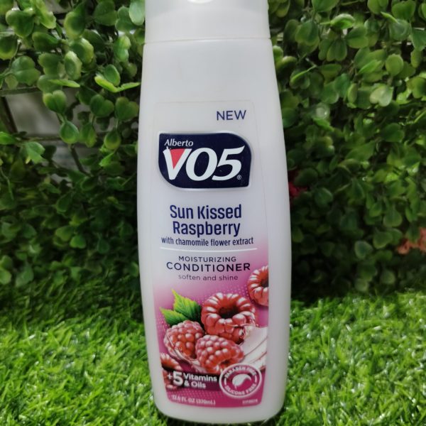 Alberto VO5 Sun Kissed Raspberry Conditioner. 370ml