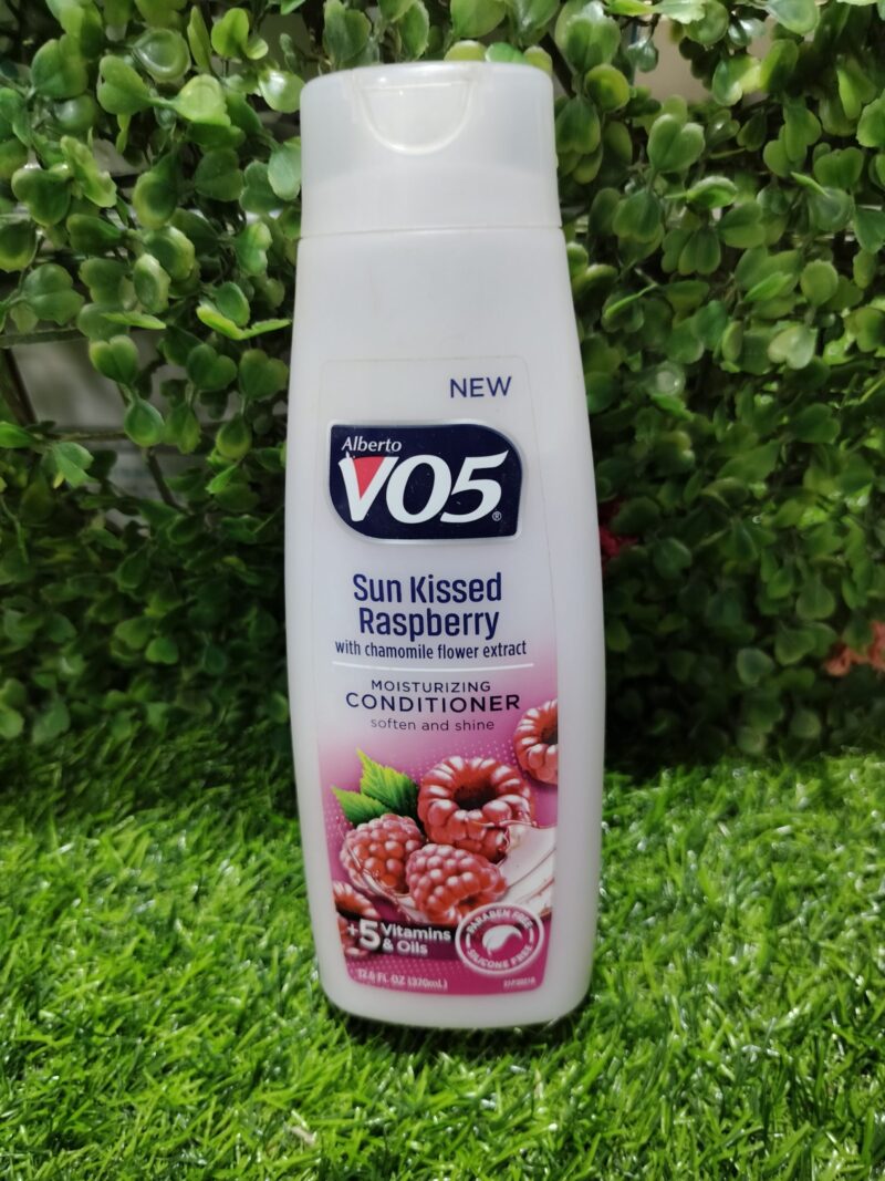 Alberto VO5 Sun Kissed Raspberry Conditioner. 370ml