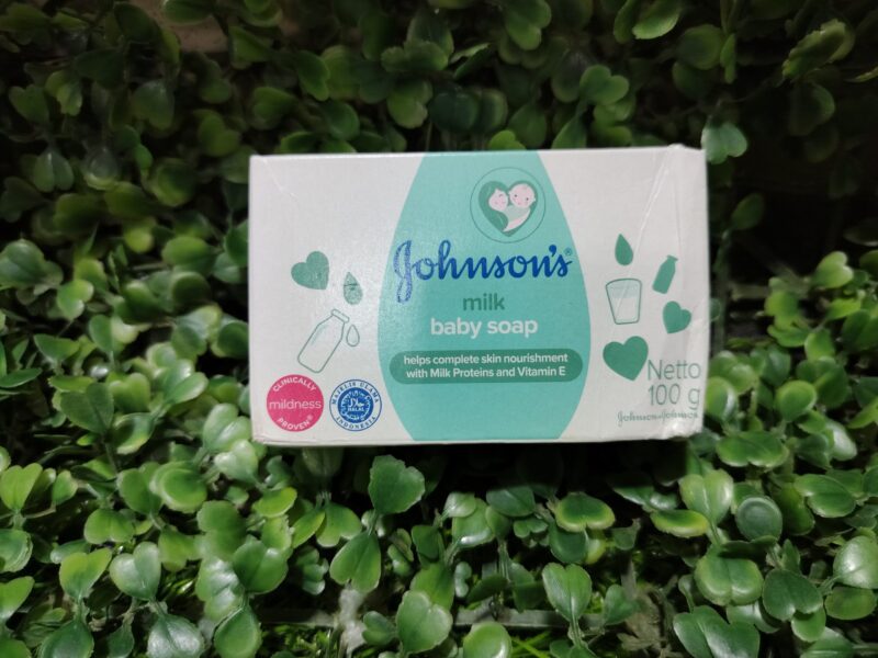Johnson's baby milk soap. 100g