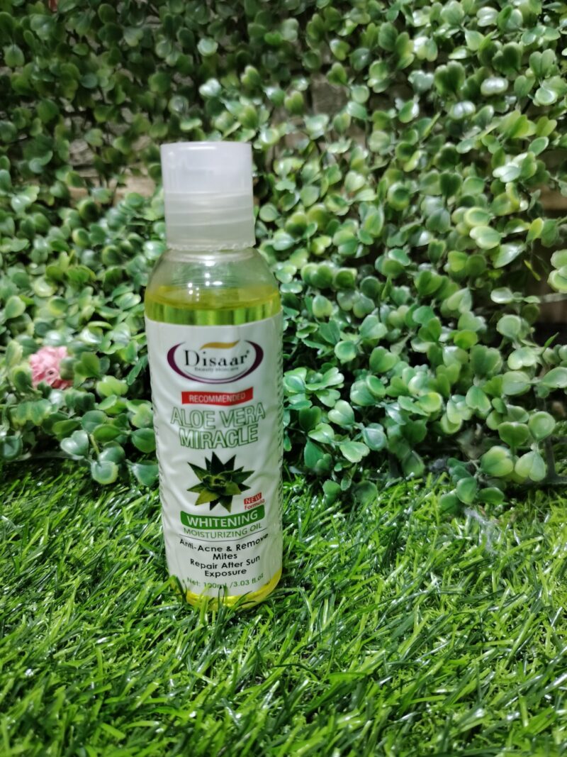 Disaar Aloe vera Miracle Whitening and Moisturizing Oil. 100ml