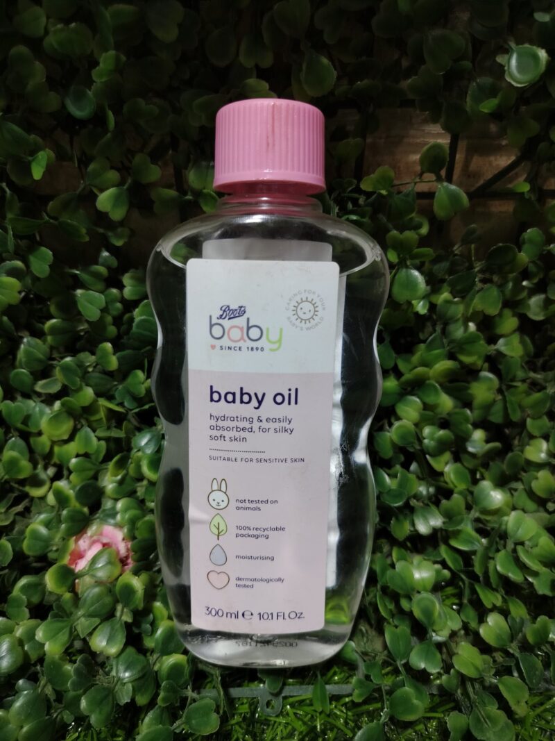 ASDA Little Angels baby Oil. 300ml