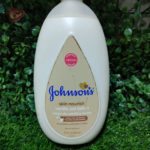 Johnson's Skin Nourish Vanilla Oat Lotion -800ml