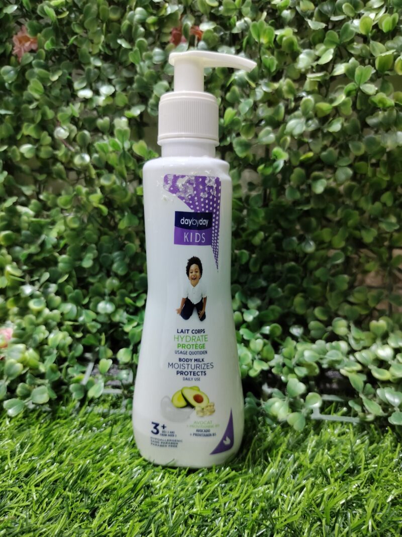 Day by Day Baby Milk (600g).