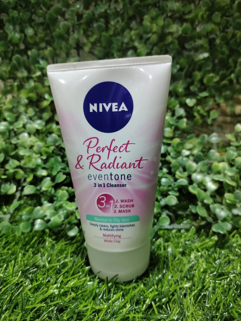 Nivea Perfect and Radiant eventone cleansing foam. 100ml