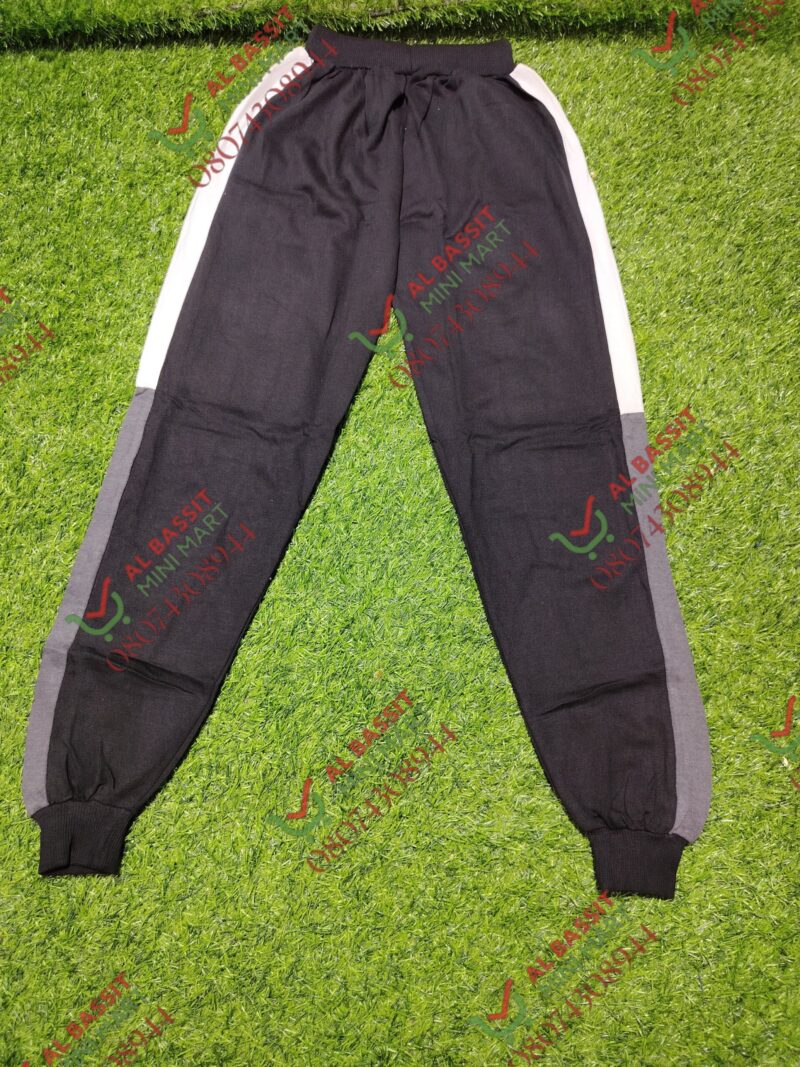 Tommy Hilfiger Joggers for adults - Image 4