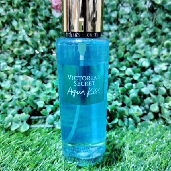 Victoria's secret Aqua Kiss fragrance mist perfume. 250ml