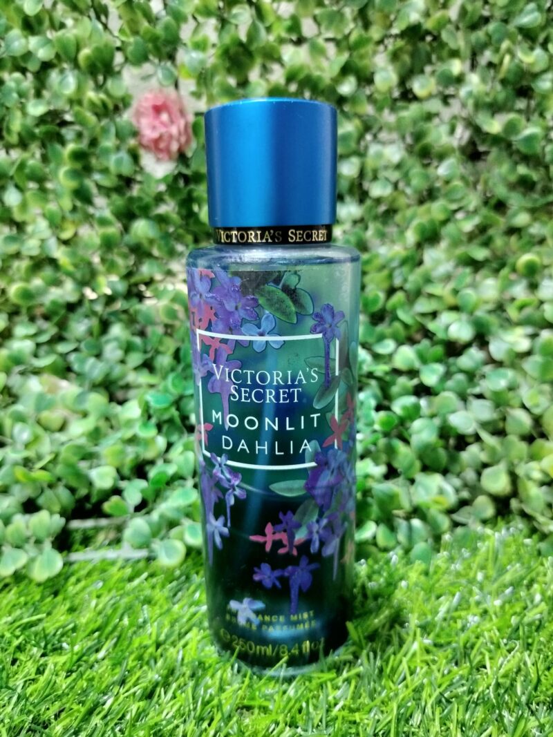 Victoria's Secret Moonlit Dahlia. 250ml