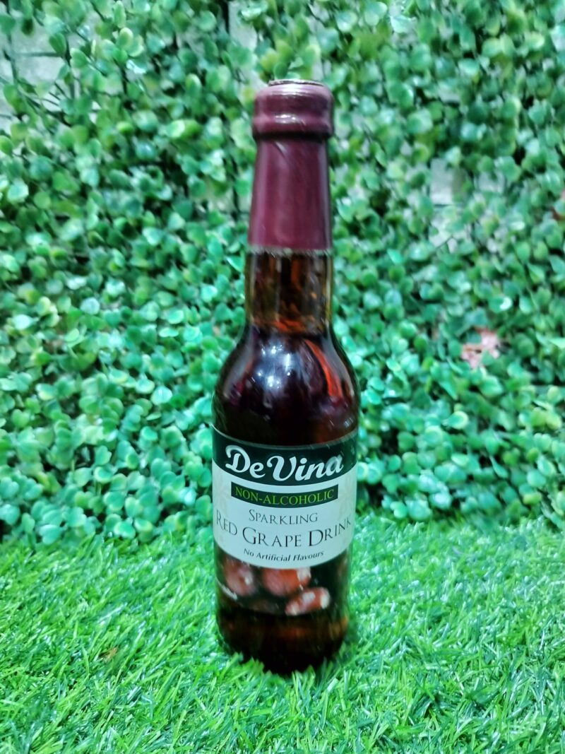 De vina Non-Alcholic Red Grape Drink. no artificial flavours. 33cl