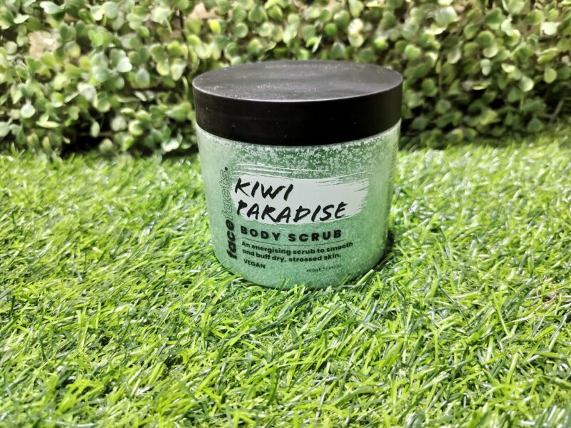 Face Facts Kiwi Paradise Body Scrub. 400g