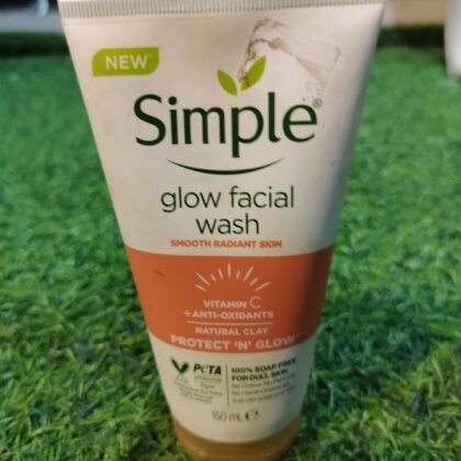 Simple Glow facial wash