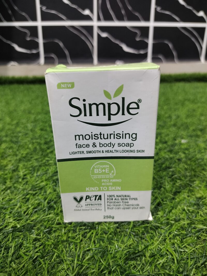 SIMPLE Moisturising Face & Body Soap (250g)