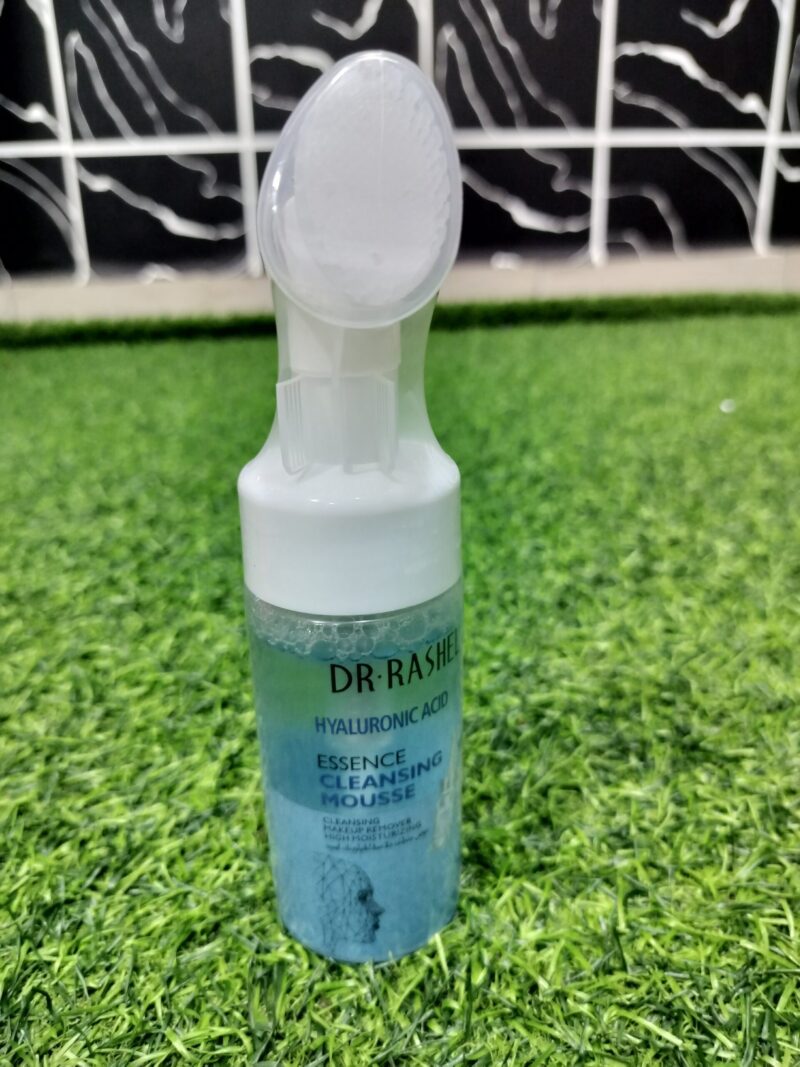 Dr. Rashel Hyaluronic Acid Essence Cleansing Mousse