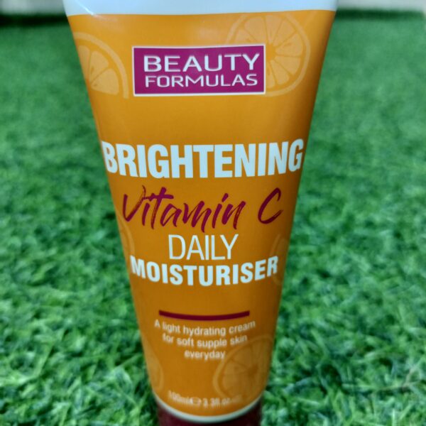 Beauty Formulas Brightening Vitamin C Daily Moisturiser.