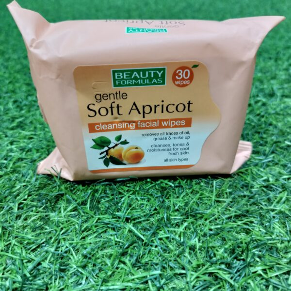 Beauty Formulas Gentle Soft Apricot Cleansing Facial Wipes.