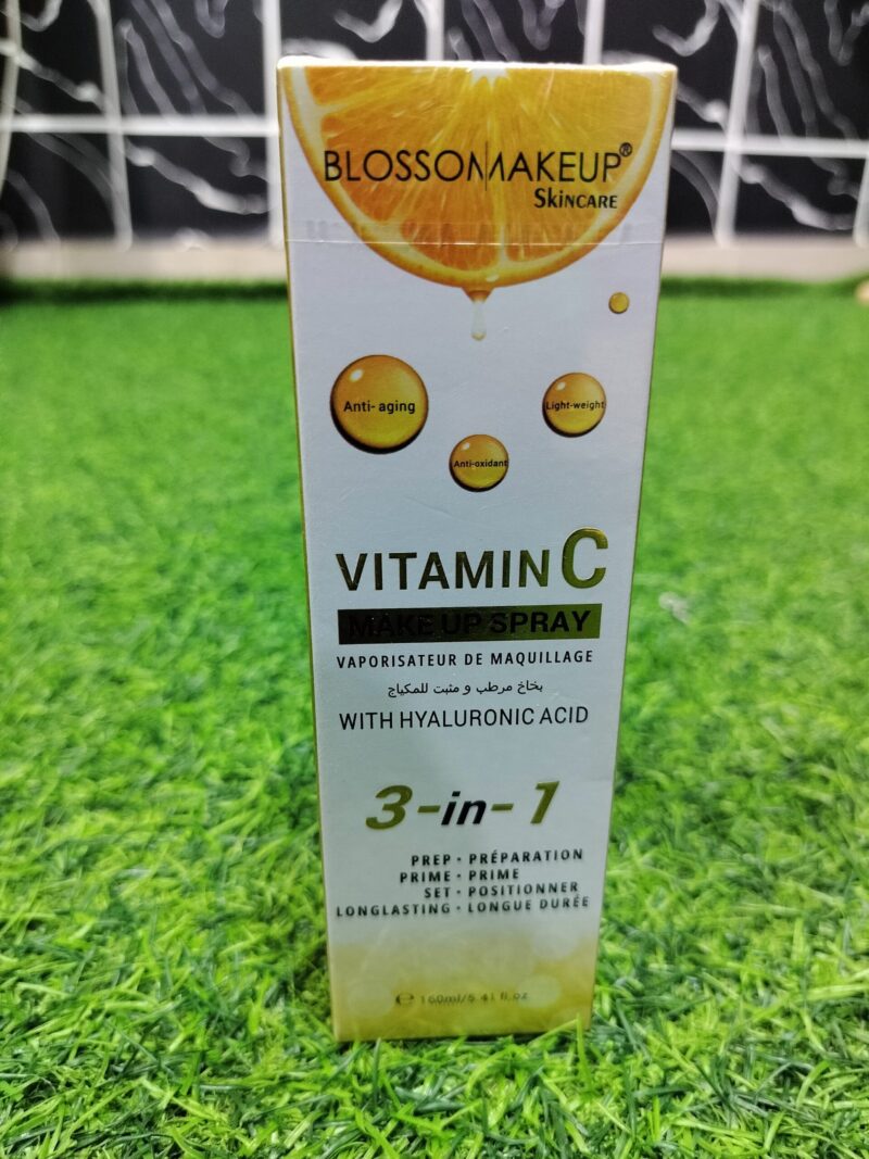 Blossom Makeup Vitamin C Make Up Spray 3-in-1 (160ml).