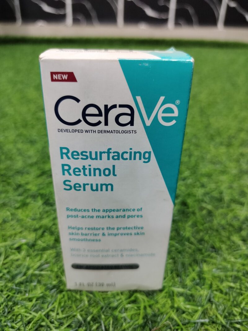 Cerave Resurfacing Retinol Serum (30ml).