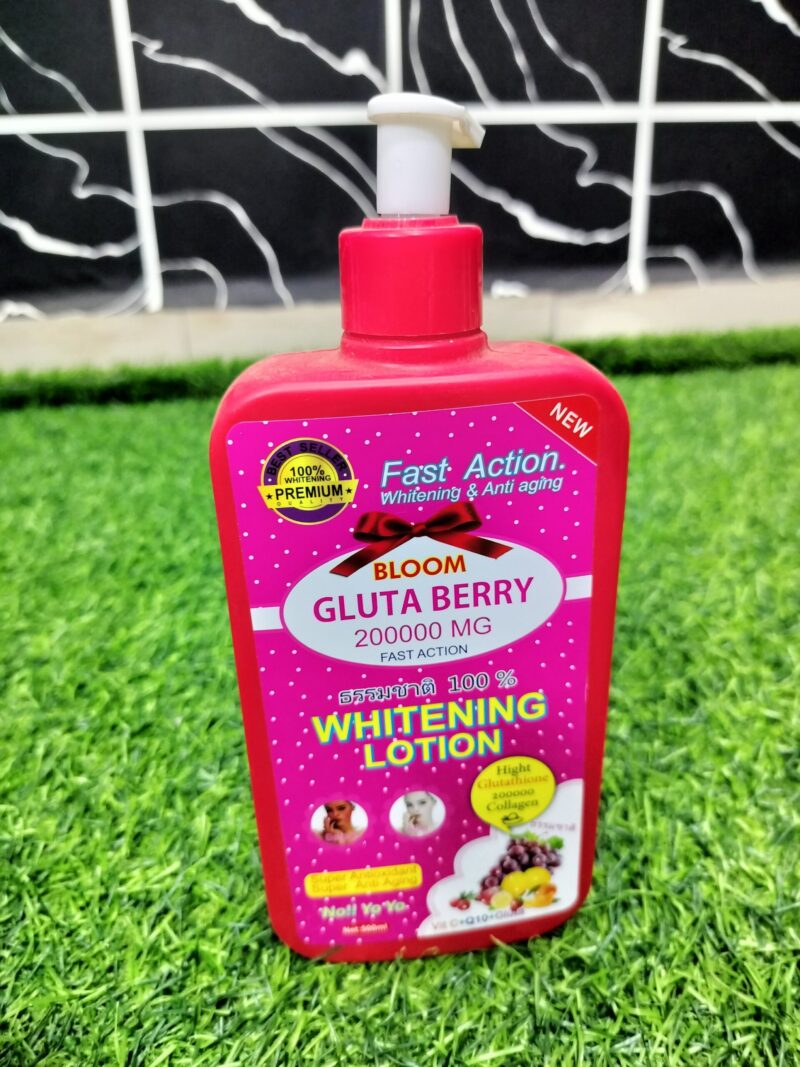 Bloom GLUTA BERRY Whitening Lotion (500ml).