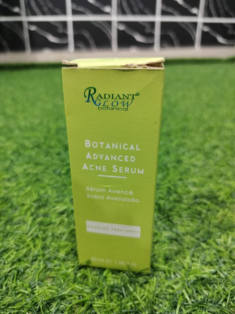Radiant Glow Botanical Advanced Acne Serum (30ml).