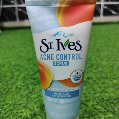 St. Ives Acne Control Scrub (170g).