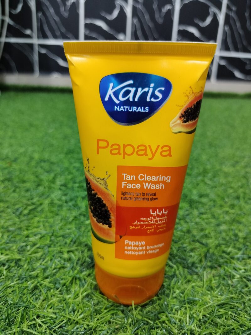 Karis Naturals Papaya Tan Clearing Face Wash (150ml).