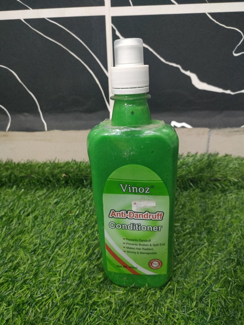 Vinoz Anti-Drandruff Conditioner (450ml).