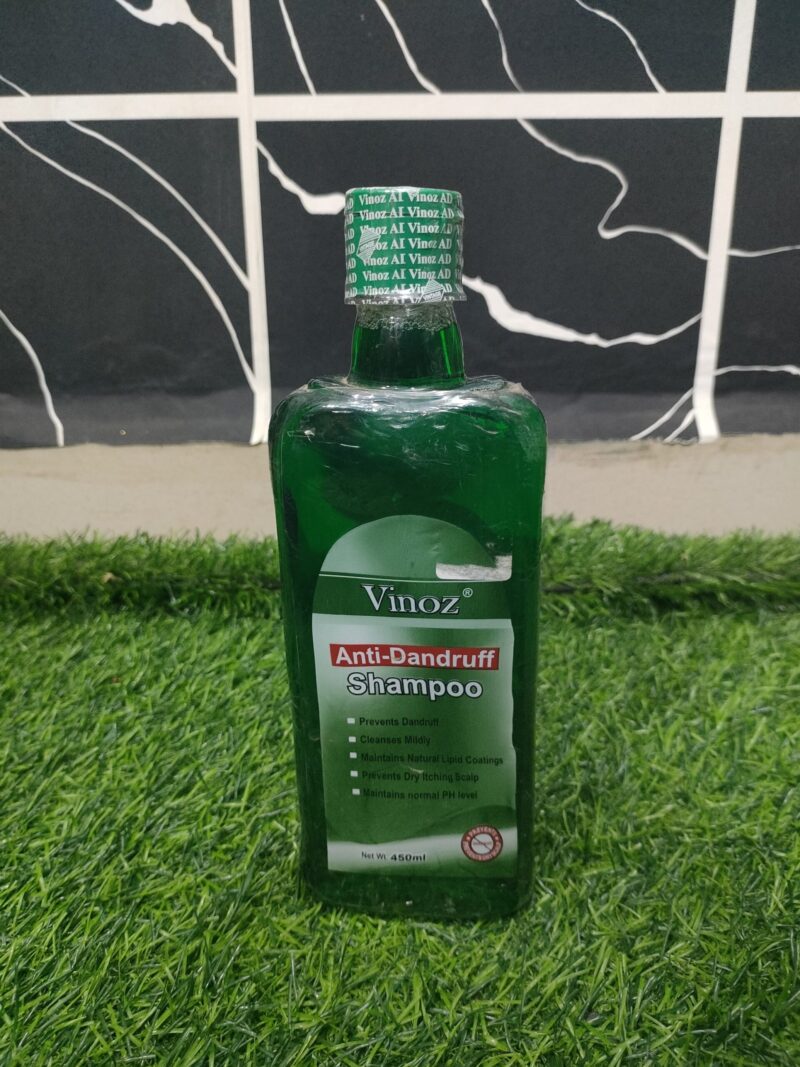 Vinoz Anti-Drandruff Shampoo (450ml).