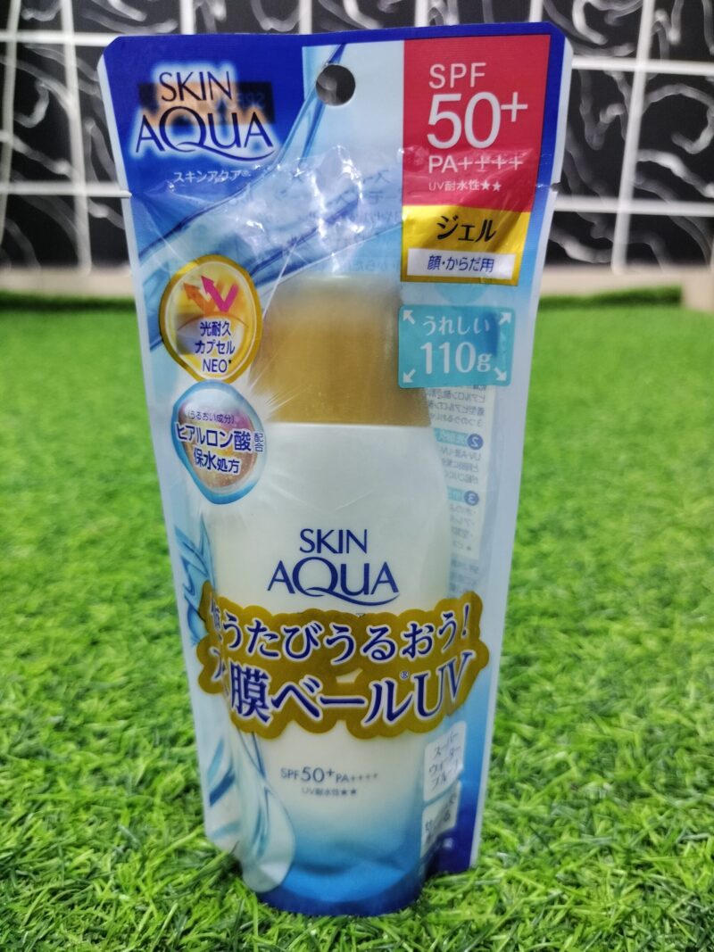 Skin Aqua Super Moisture UV Gel.