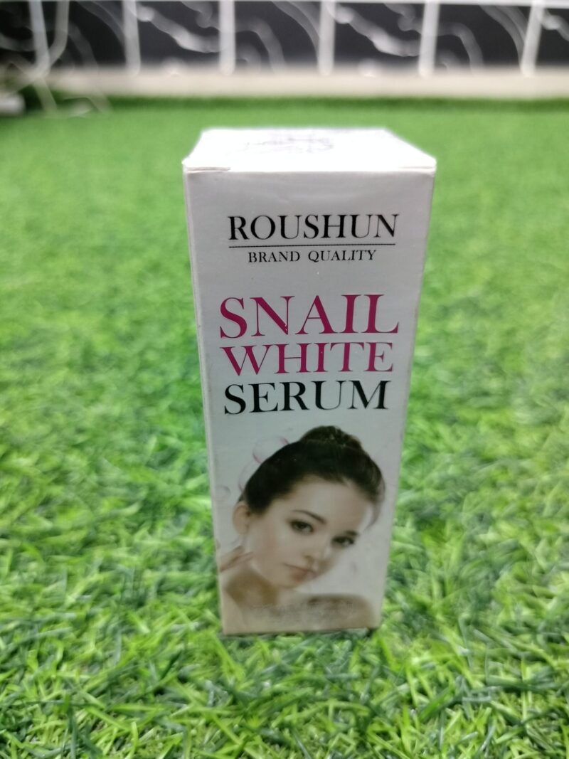 Roushun Snail White Serum (30ml).