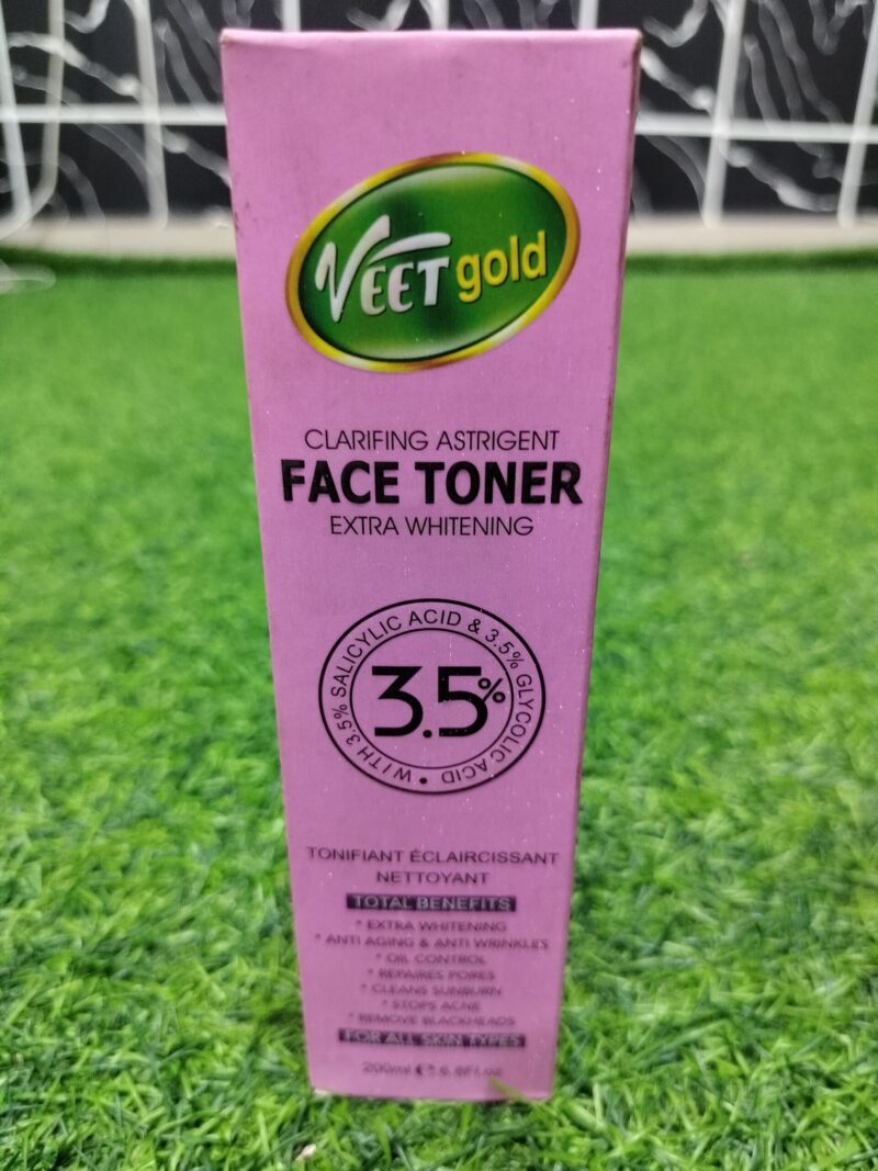 Veetgold Clarifying Astrigent Face Toner Extra Whitening (200ml).