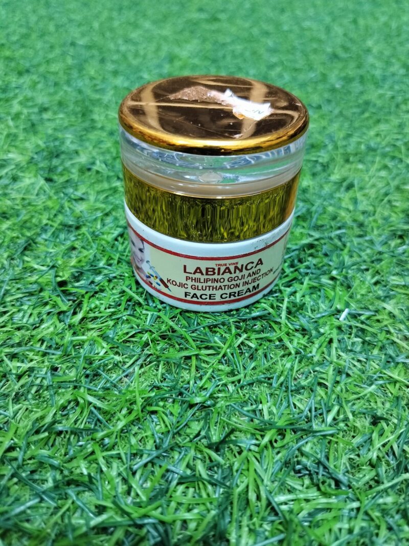 True Vine Labianca Philipino Goji and Kojic Glutathione Injection Face Cream.