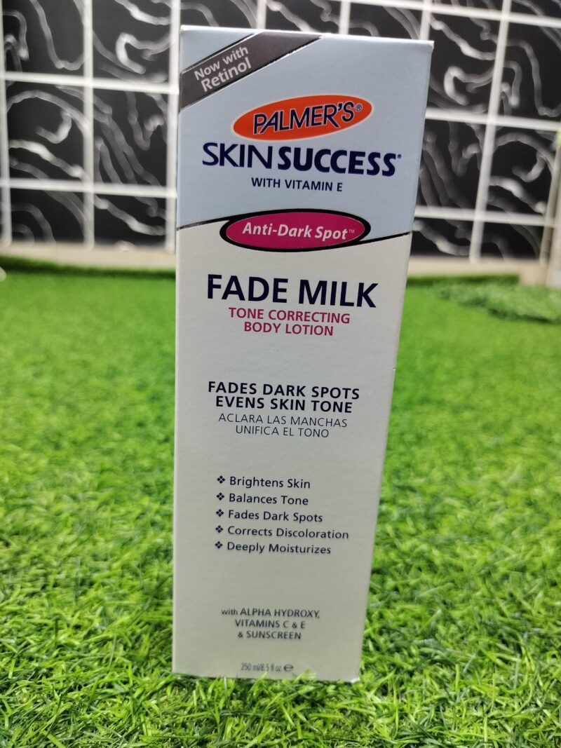 Palmer's Skin Success Fade Milk Body Lotion (250ml).
