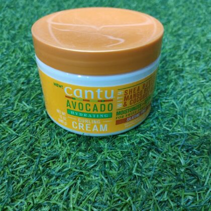 Cantu Avocado Hydrating Curling Cream (340g).