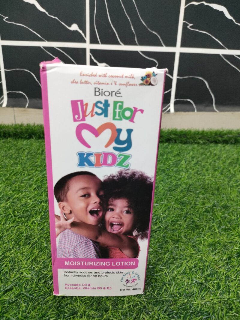 Biore Just for My Kidz Moisturizing Lotion (400ml).