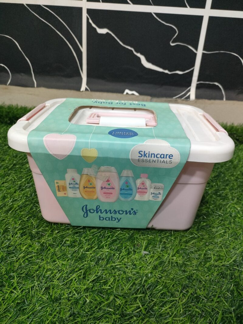Johnson's Skincare Essentials Set.