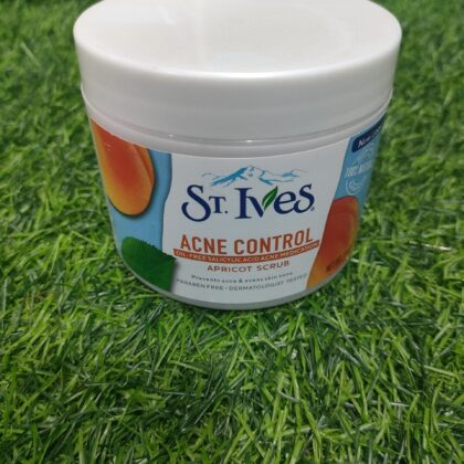 St. Ives Acne Control Apricot Scrub (283g).
