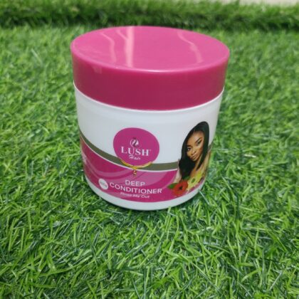Lush Hair Deep Conditioner (250g).