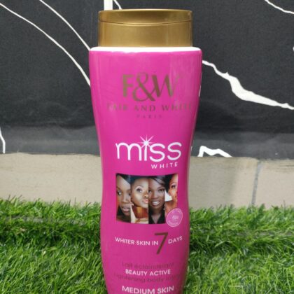 Fair & White Paris Miss White Lightening Body Lotion (500ml).